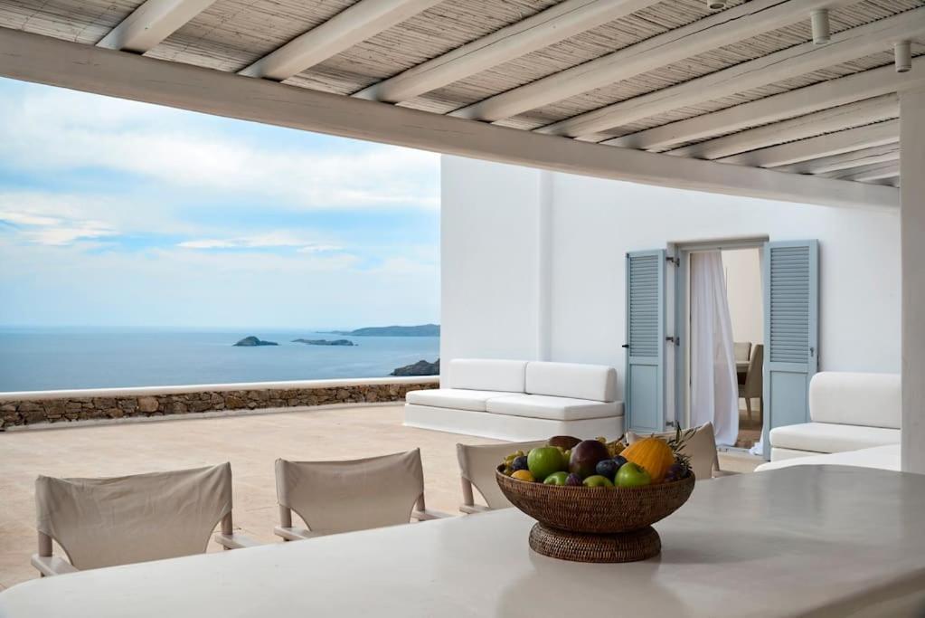 Sagini Agios Lazaros * Mykonos Town
